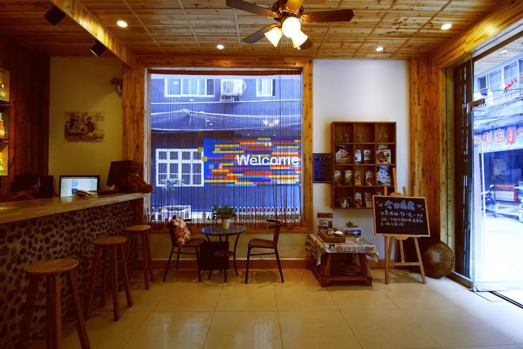 Lan Shan Chu Youth Hostel Yangshuo Luaran gambar